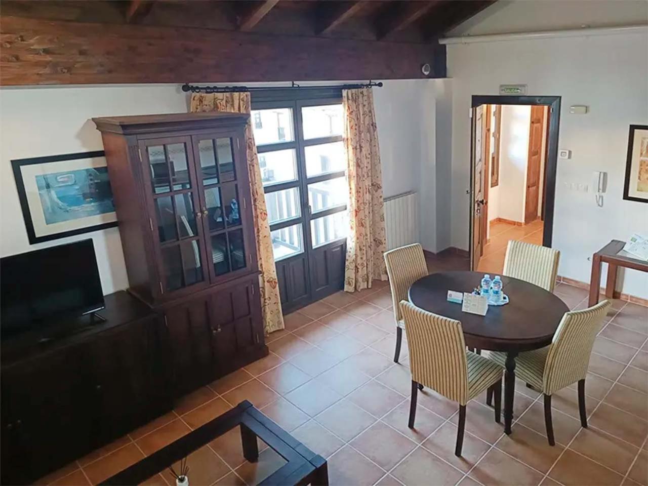 Apartamentos Jaca Mirador De Badaguas 3000 Esterno foto